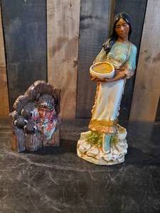 lot 12 image: Vintage Native American Dcor Figurines  HOMCO, Old West Visions Limited Edition