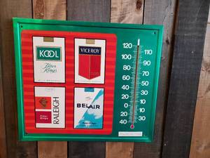 lot 21 image: Vintage tin Cigarette Thermometer Advertising Sign
