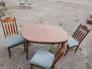 lot 37 image: Wooden Table and 3 Chairs in good Solid condition