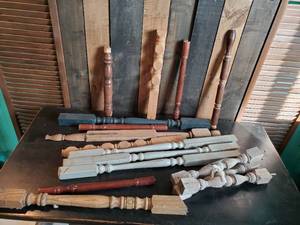 lot 64 image: Furniture Spindles for crafting or use
