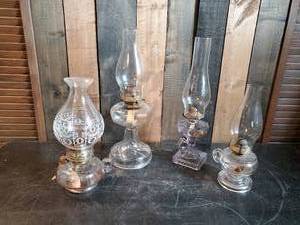 lot 77 image: 4 vintage Glass Lanterns in good condition