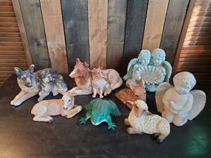 lot 89 image: Lawn and garden dcor, Angels, Dogs, Deer, Sheep and others
