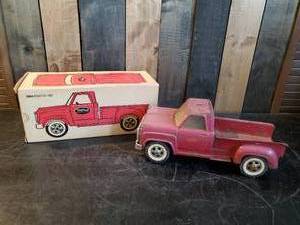 lot 99 image: WHOA Tonka Truck and Original Box in good condition