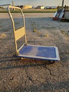 lot 100 image: Folding Moving Cart