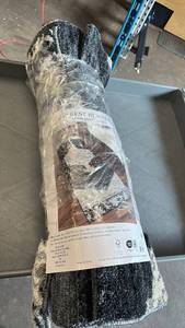 lot 23 image: Everest 30 x 96 Rug Runner - grays & ivory