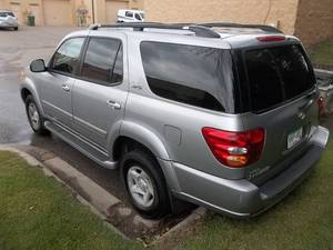 2002 Toyota Sequoia SR5 Sport Utility