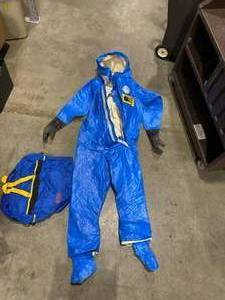 lot 10SK image: Demonstration PPE Suit (586176)