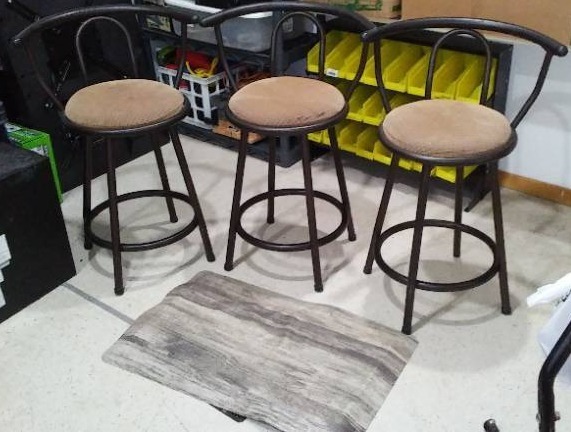 lot 328 image: Metal Swivel Bar Stools (3).