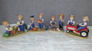 lot 263 image: Denim Days Collectibles By HOMCO Home Interiors (4)