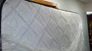 lot 337 image: NEW Sealy King Mattress