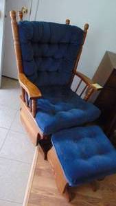 lot 5 image: Oak Platform Rocker with Stool