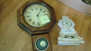 lot 14 image: Verichron Wall Clock and Vintage Electric Porcelain Clock