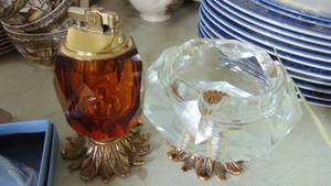 lot 35 image: Vintage Lighter and Ashtray