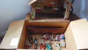 lot 40 image: Vintage Japan Nativity Set with Crehe
