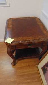 lot 76 image: Fancy End Table with Drawer, 24 x 24 x 27