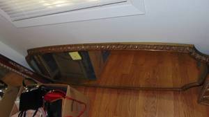 lot 84 image: Tall and Narrow Vintage Mirror, 23 x 60