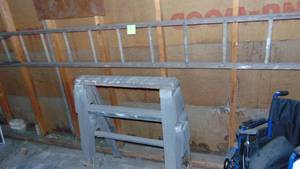lot 113 image: Vintage 12 Wood Ladder and 2 Wood Sawhorses