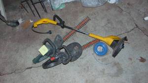 lot 129 image: McCulloch Electric Trimmer and 2 Black and Decker Electric Hedge Trimmer