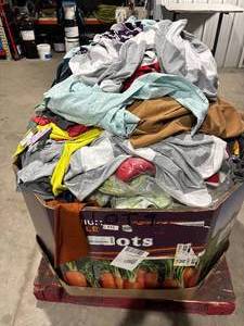 lot 9 image: HUGE Gaylord of Miscellaneous Clothing - Majority New With Tags