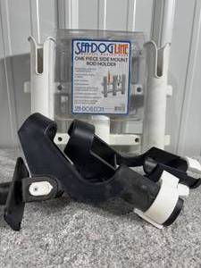 lot 28 image: Sea Dog Line One Piece Side Mount Rod Holder
