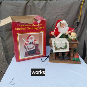 lot 36 image: Animated Musical Writing Santa with Box