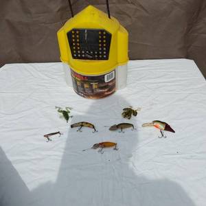 lot 104 image: Minnow Bucket and Fishing Lures
