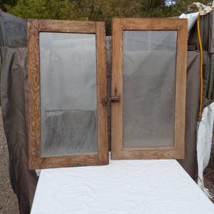 lot 106 image: Glass Doors Off Antique Furniture Piece