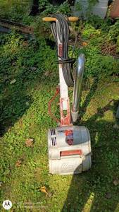 lot 11 image: Clarke DU-8 Floor Sander with Handle and Accessories