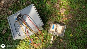 lot 22 image: Oxygen Gauges, Sunflower Heater, and Gas Regulator Set