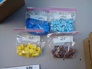 lot 36 image: Assorted Electrical Wire Connectors in 4 Colors and Sizes, 250 Pieces