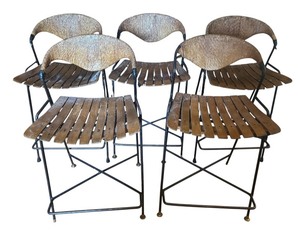 lot 17 image: K - Set of 5 Vintage Arthur Umanoff Barstools