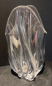 lot 29R image: L - Vennes Le Chatel France Crystal Vase