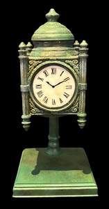 lot 32R image: L - Vintage Quoizel Marshall Fields Clock Lamp