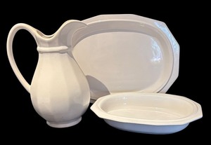 lot 116R image: K - Pfaltzgraff Platter, Pitcher and Serving Bowl Set