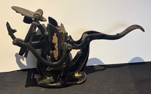 lot 200R image: LR - Vintage Cast Iron Tabletop Printing Press with Ornate Details