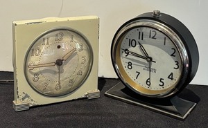 lot 252R image: LR - Pair of Vintage Westclox Table Clocks