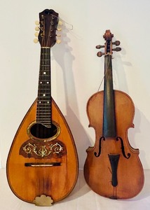 lot 124C image: K - Vintage Mandolin and Violin Set