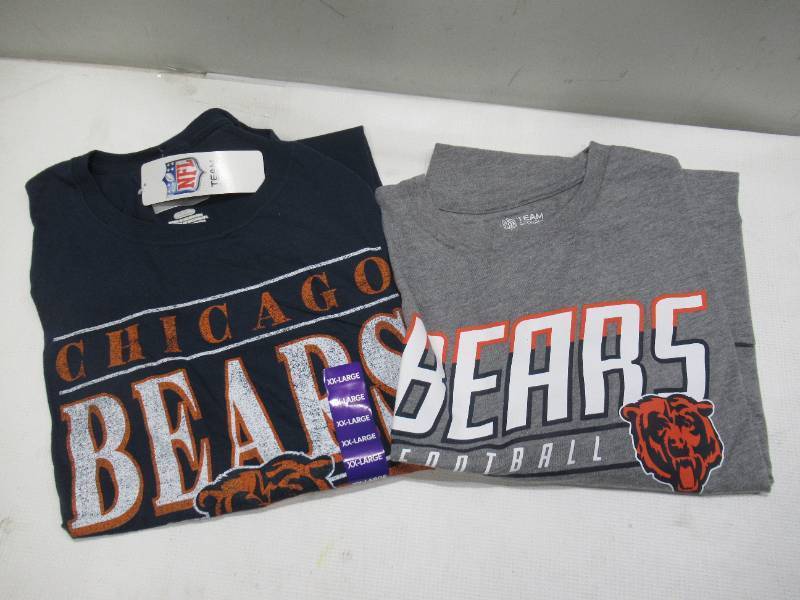 lot 432 image: PAIR of 2 NEW Chicago Bears NFL Football Mens Short Sleeve T-Shirts - XXL