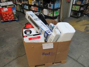 lot 105 image: Pallet of Store Overstock and Ecommerce Product and Returns