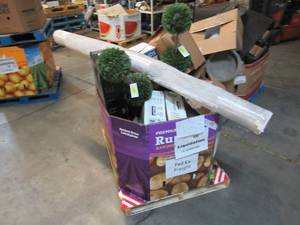 lot 113 image: Pallet of Store Overstock and Ecommerce Product and Returns