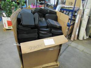 lot 118 image: Pallet of Store Overstock and Ecommerce Product - XL Neoprene Zipper Cases