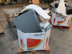 lot 125 image: Pallet of Store Overstock and Ecommerce Product and Returns