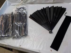 lot 30 image: 10 Fans...