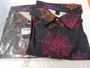 lot 60 image: 2 size XL Halloween Shirts...