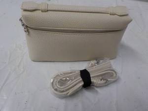 lot 92 image: 8 x 5 Cream Colored Evening Bag...