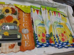 lot 143 image: 12 Welcome Flags 11.5 x 18...
