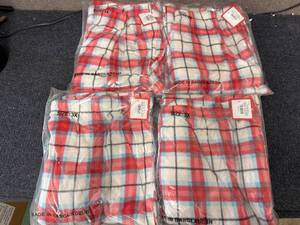 lot 51 image: 4 Pairs of 3XL Pajama Pants