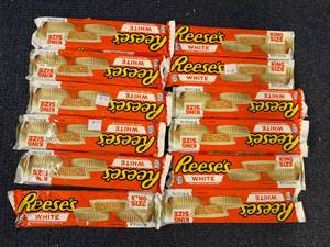 lot 210 image: 12 Packs of Reeses White Chocolate