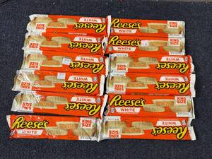 lot 211 image: 12 Packs of Reeses White Chocolate