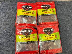 lot 227 image: 4 Bags of Jack Links Jalepeno Beef Jerky